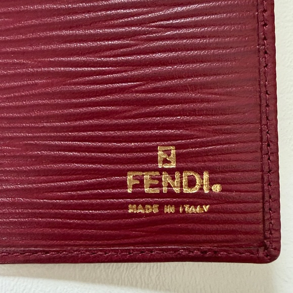 NEW! - FENDI Logo Passport Cover - Picture 4 of 12
